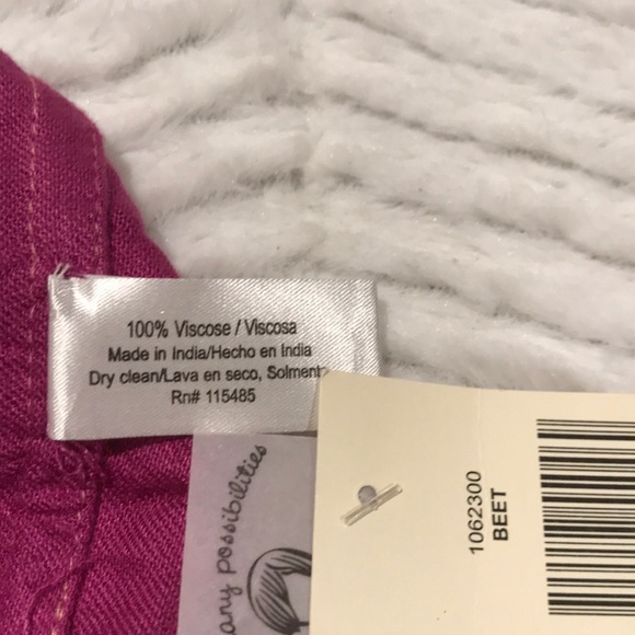 NWT Infinity Loop Scarf - Picture 5 of 5